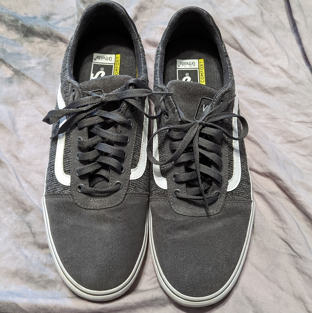 Vans shoes men's 13